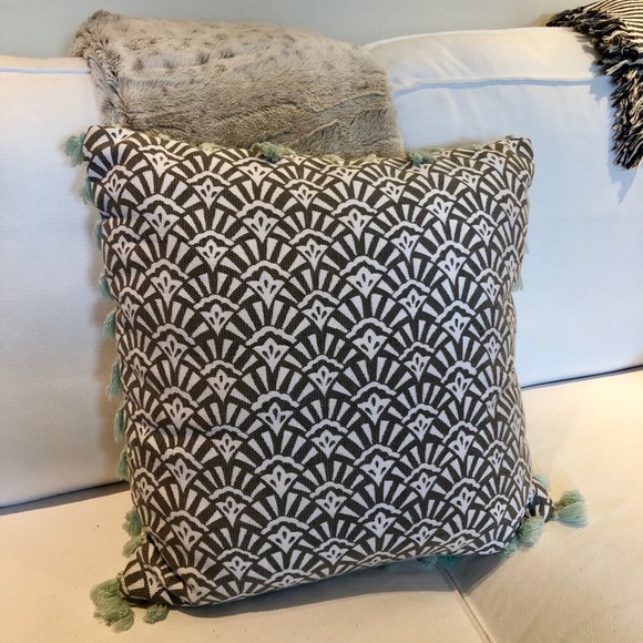 Anthropologie throw pillows!! - Picture 2 of 4